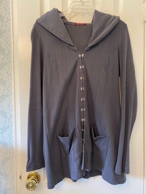 Barbara Lesser long sweatshirt . Good condition size S